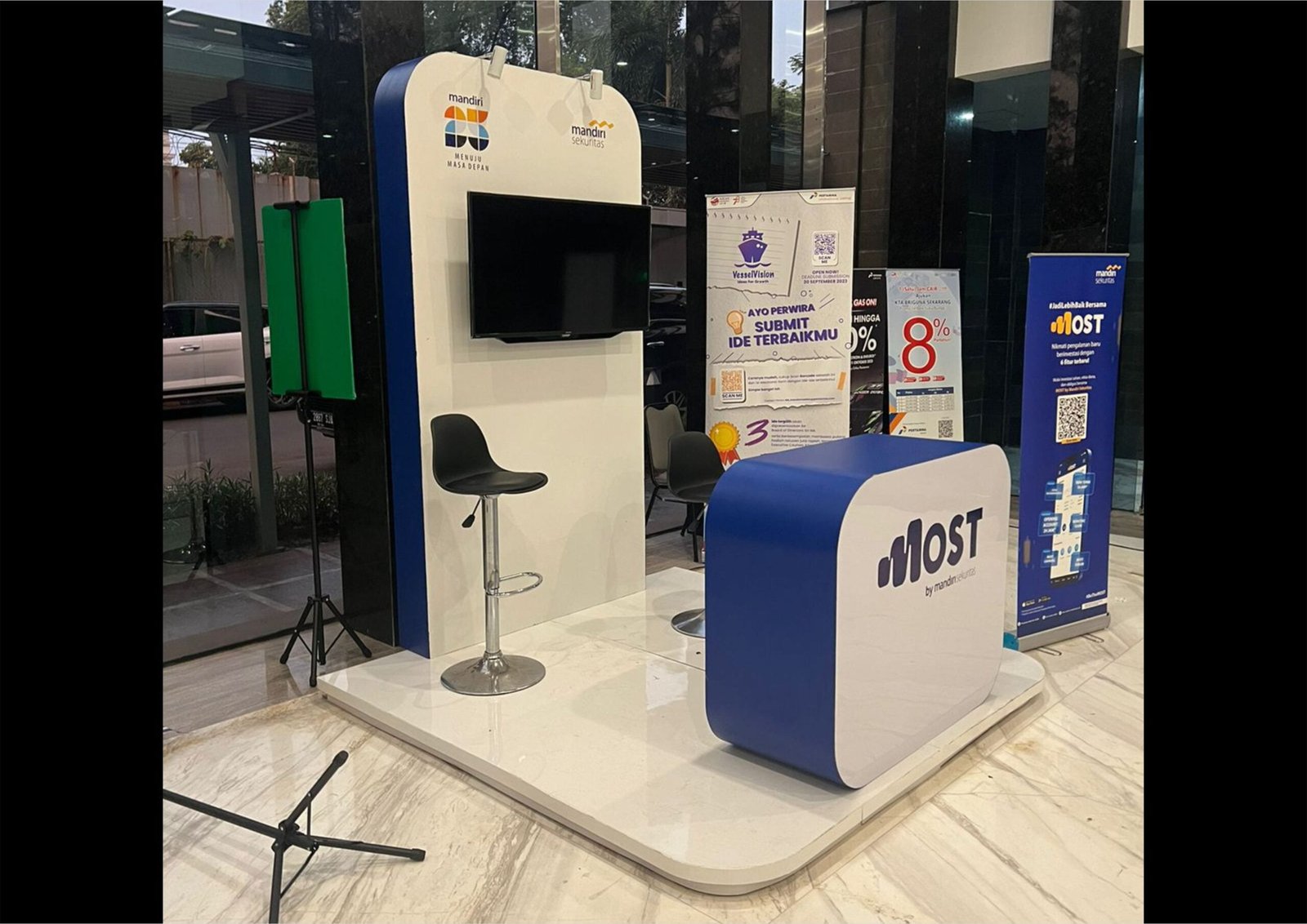 Booth Event