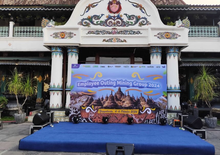 Backdrop Jogja adalah